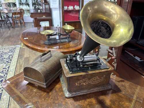 An Edison Standard cylinder phonograph, with cylinders