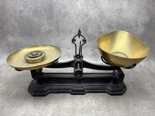 W & T Avery antique set of scales with weights