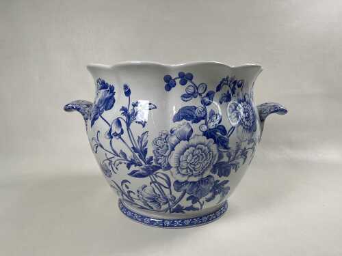 Spode Signature Collection British Flowers blue and white jardiniere