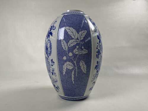 Spode The Signature Collection British Flowers Lily Vase, 285/750