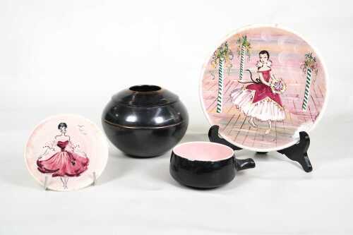 Group of Australian studio pottery