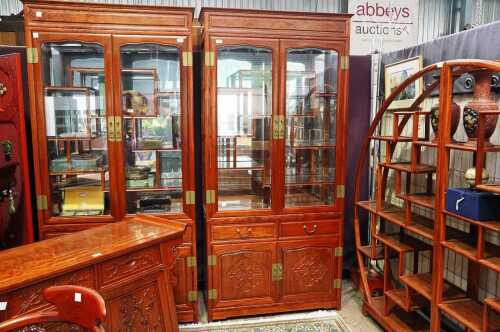 Chinese huali wood display cabinet