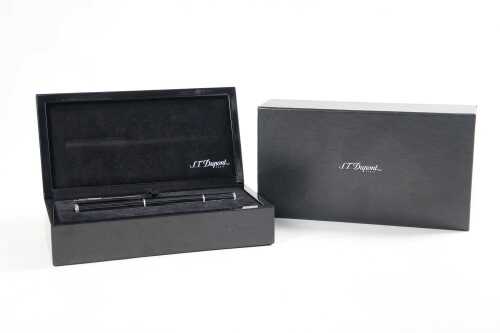 S.T. Dupont Neo-Classique President rollerball pen with hidden flash drive