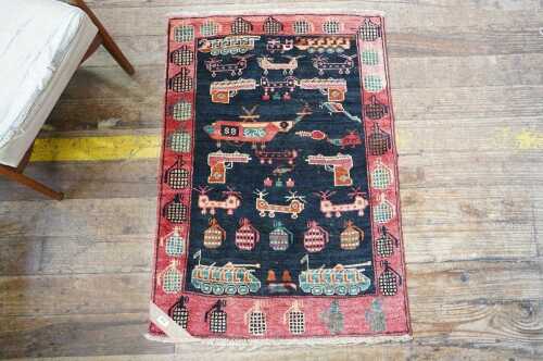 Pakistan handmade wool war rug